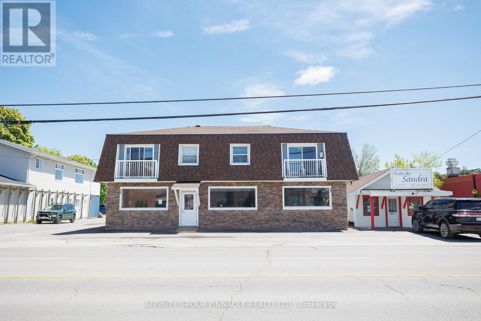 65 Lindsay Street, Kawartha Lakes, Ontario K0M 1N0 - Photo 3 - X12162262