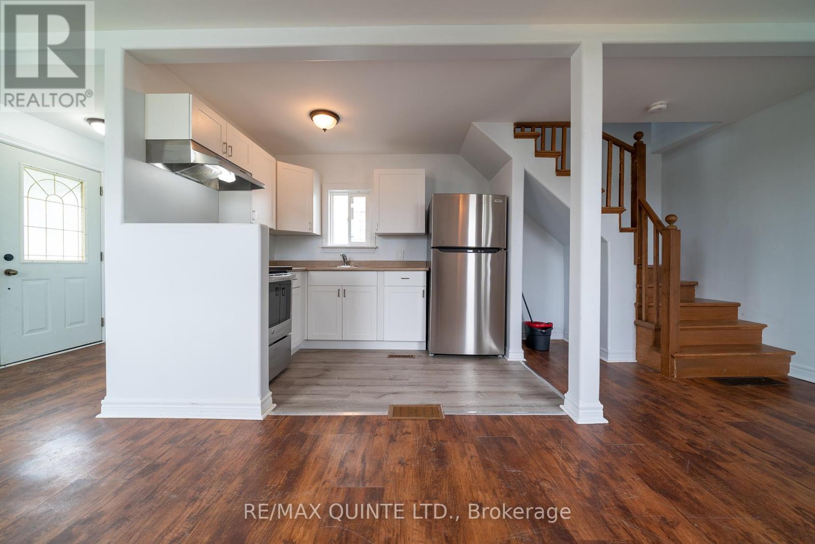 A - 82 MOIRA STREET E, Belleville, Ontario