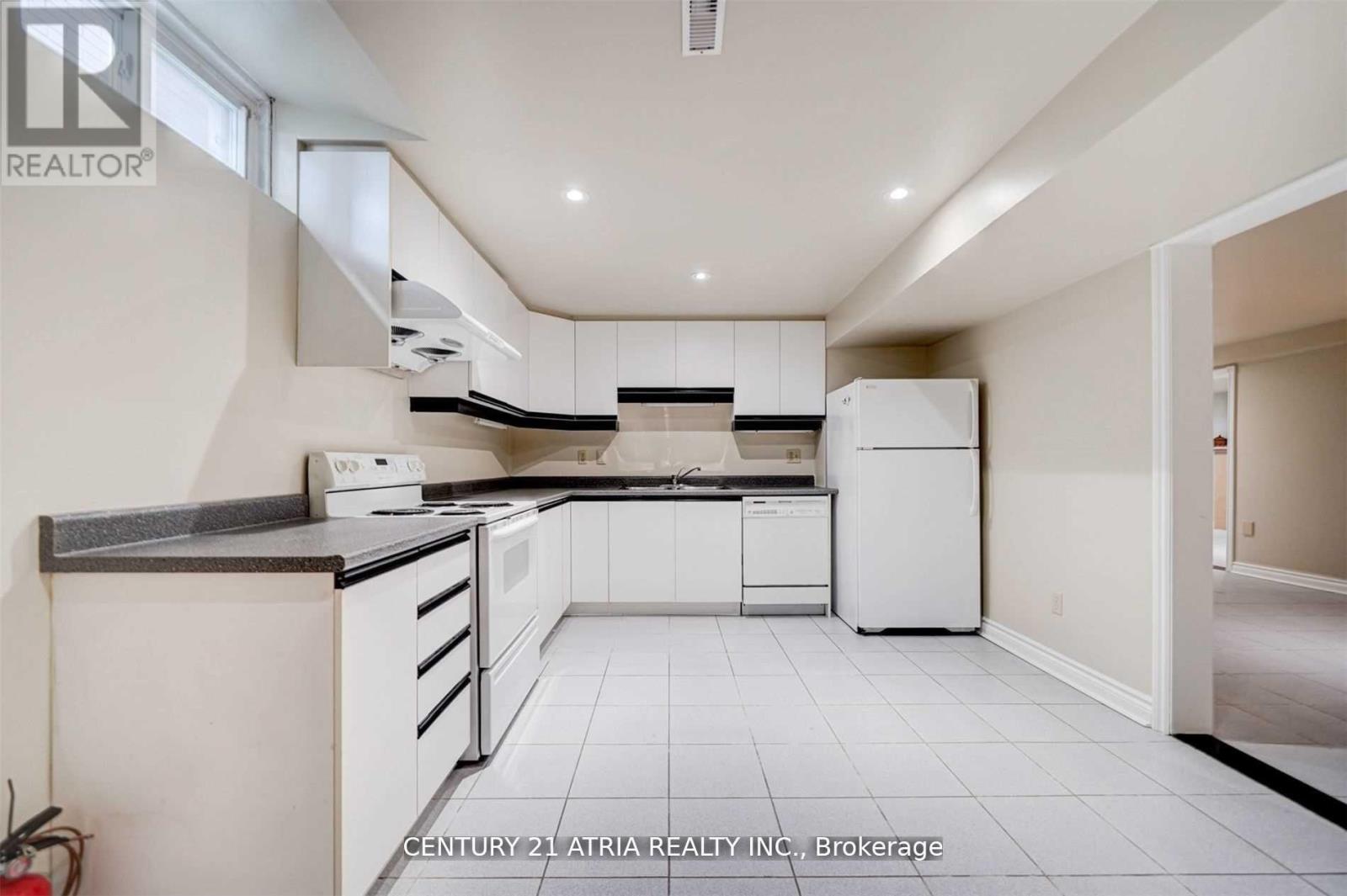 Bsmt - 53 Cherhill Drive, Vaughan, Ontario  L6A 1H6 - Photo 10 - N12162111