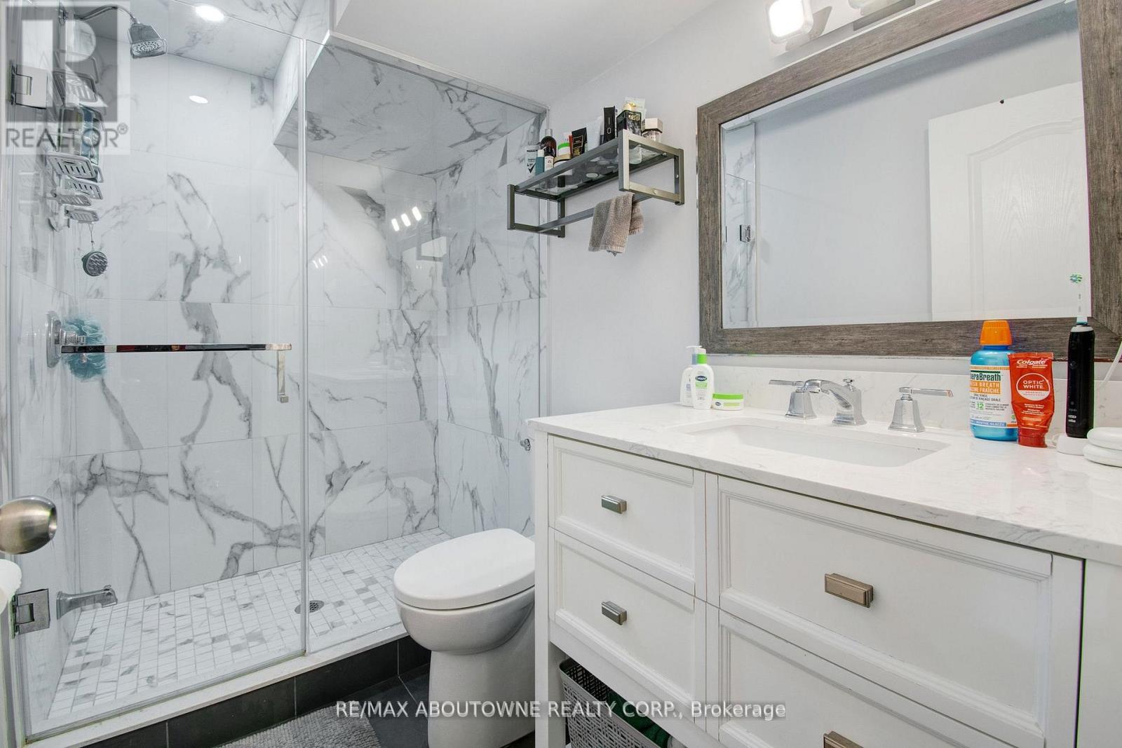 3265 Sharp Road, Burlington, Ontario  L7M 0J4 - Photo 25 - W12161466