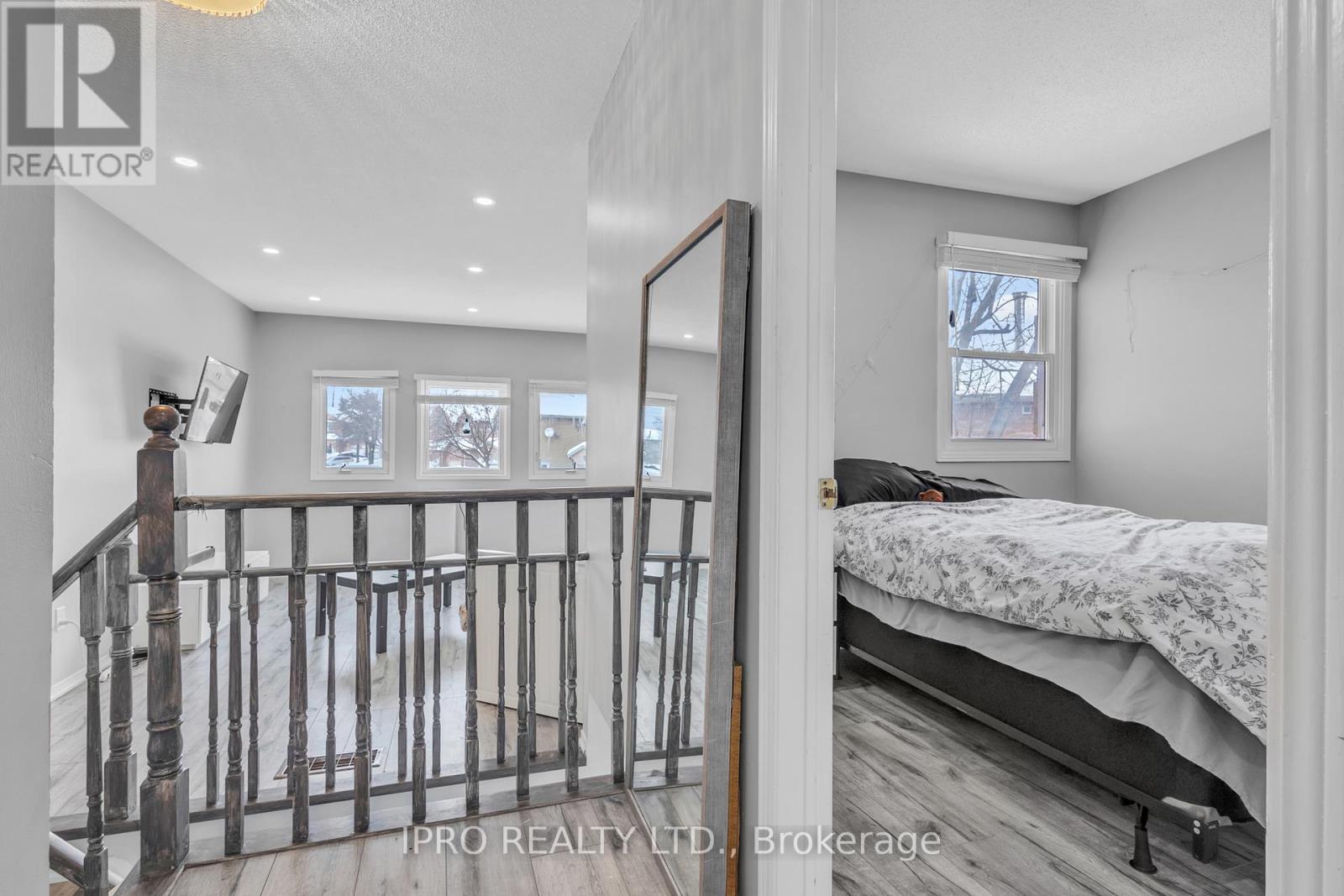 5014 Rundle Court, Mississauga, Ontario  L5M 4A3 - Photo 29 - W12161647