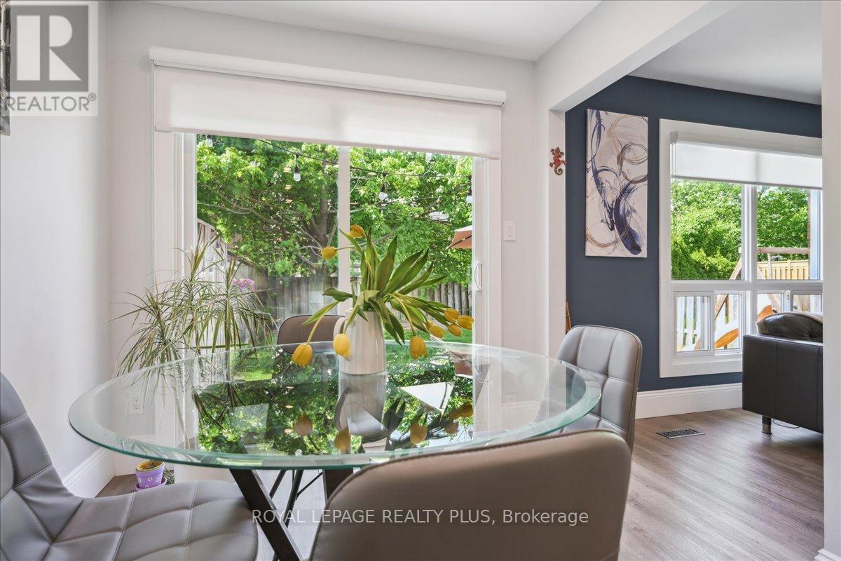 284 Rimmington Drive, Oakville, Ontario  L6H 3N5 - Photo 19 - W12161651