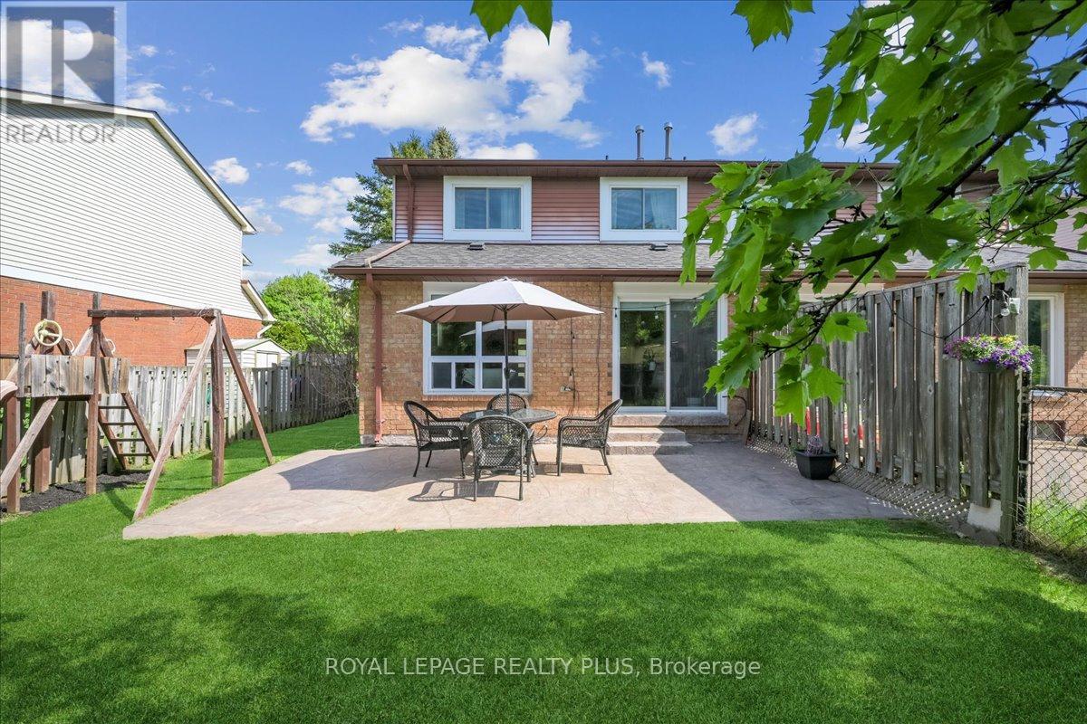284 Rimmington Drive, Oakville, Ontario  L6H 3N5 - Photo 35 - W12161651