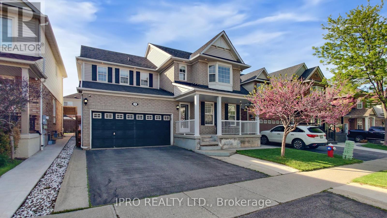 35 REDCASTLE STREET, Brampton, Ontario