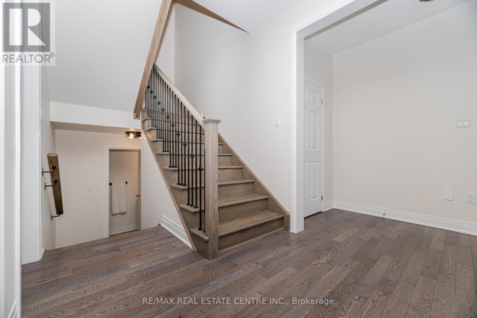61 Spinland Street, Caledon, Ontario  L7C 4K5 - Photo 21 - W12161746