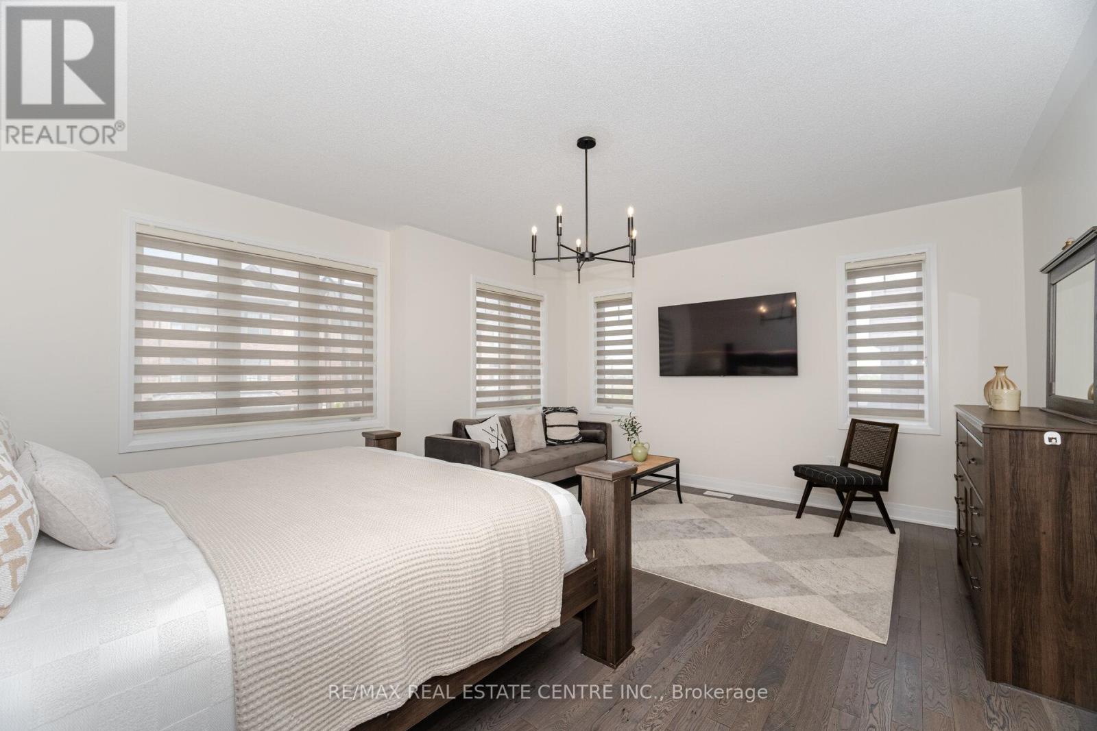 61 Spinland Street, Caledon, Ontario  L7C 4K5 - Photo 23 - W12161746