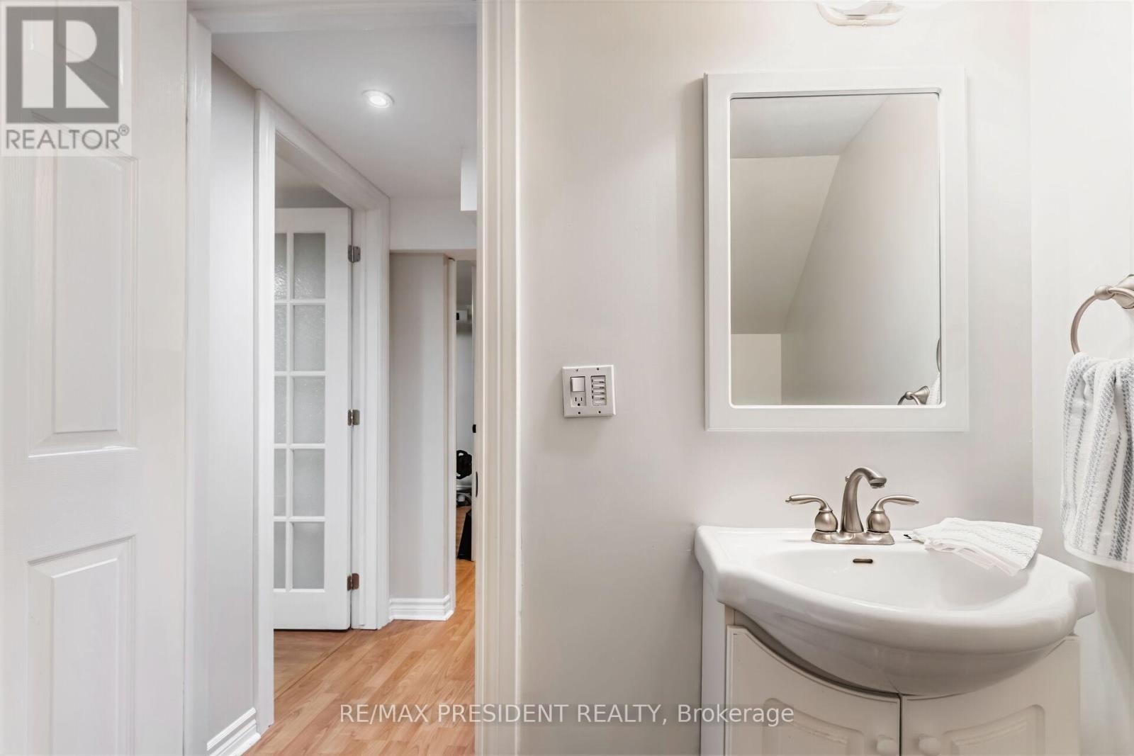 1684 Vaughan Drive, Caledon, Ontario  L7K 1C5 - Photo 42 - W12161761