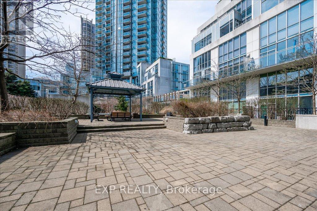 707 - 220 Burnhamthorpe Road W, Mississauga (City Centre), Ontario  L5B 4N4 - Photo 24 - W12161795