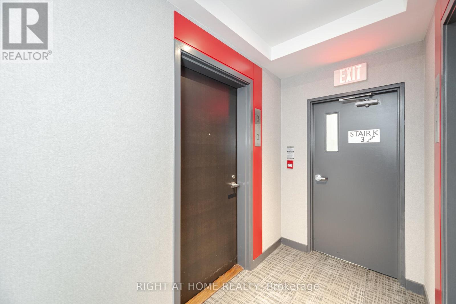 310 - 5005 Harvard Road, Mississauga, Ontario  L5M 0W5 - Photo 5 - W12161800