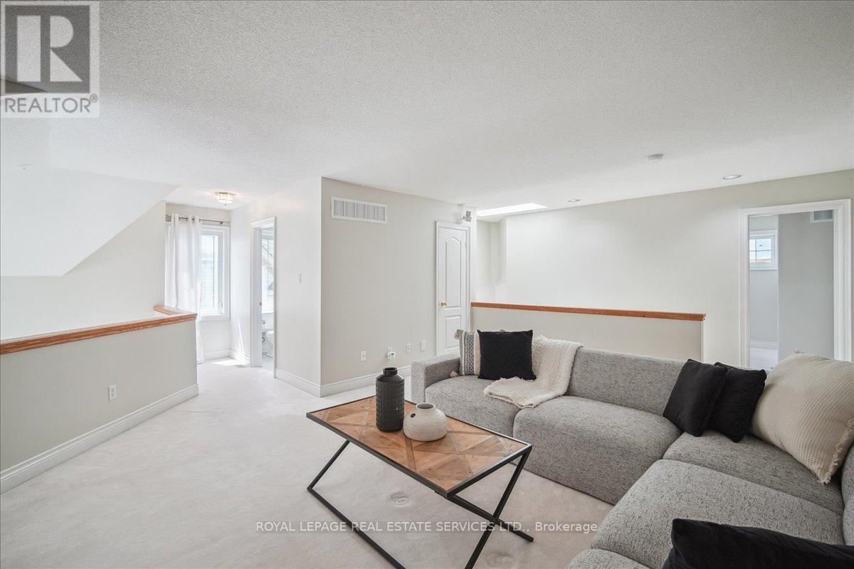 2137 Forest Gate Park, Oakville, Ontario  L6M 4B4 - Photo 30 - W12161869