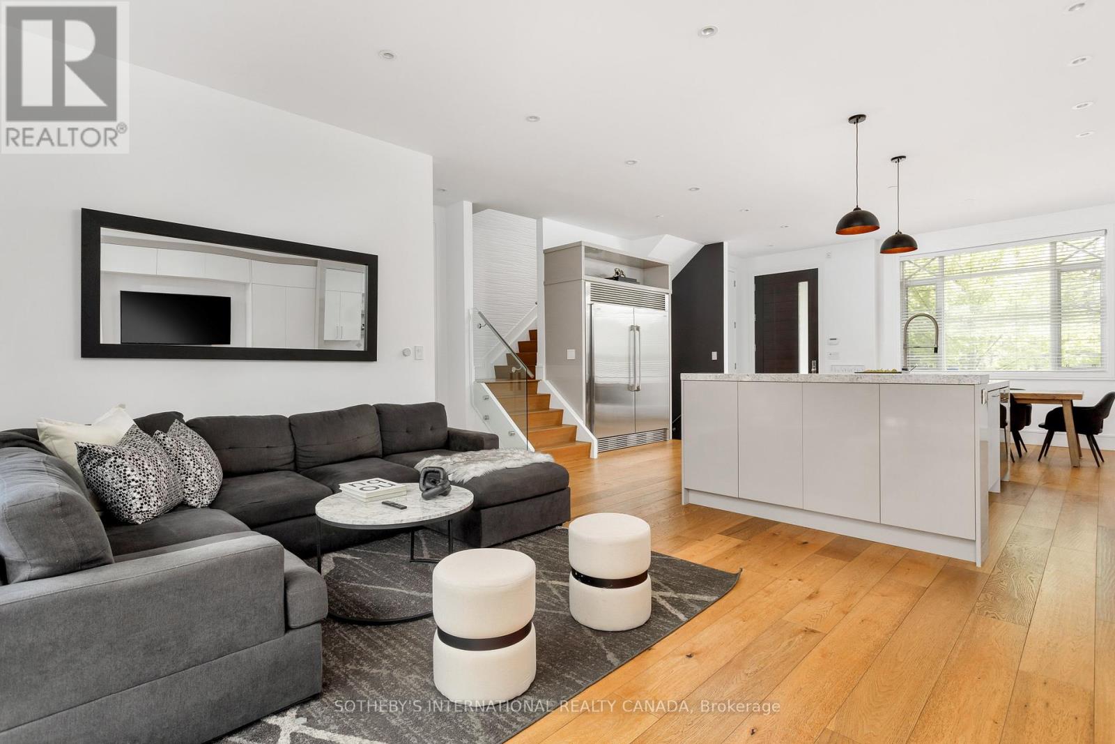 6 Ashley Road, Toronto, Ontario  M9A 0C5 - Photo 14 - W12161918