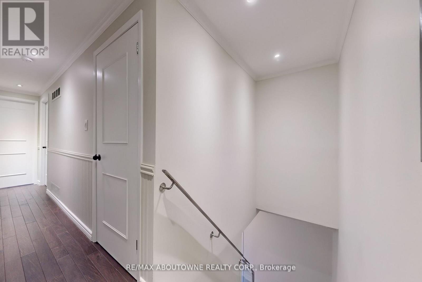 434 Brookmill Road, Oakville, Ontario  L6J 5K5 - Photo 19 - W12161941