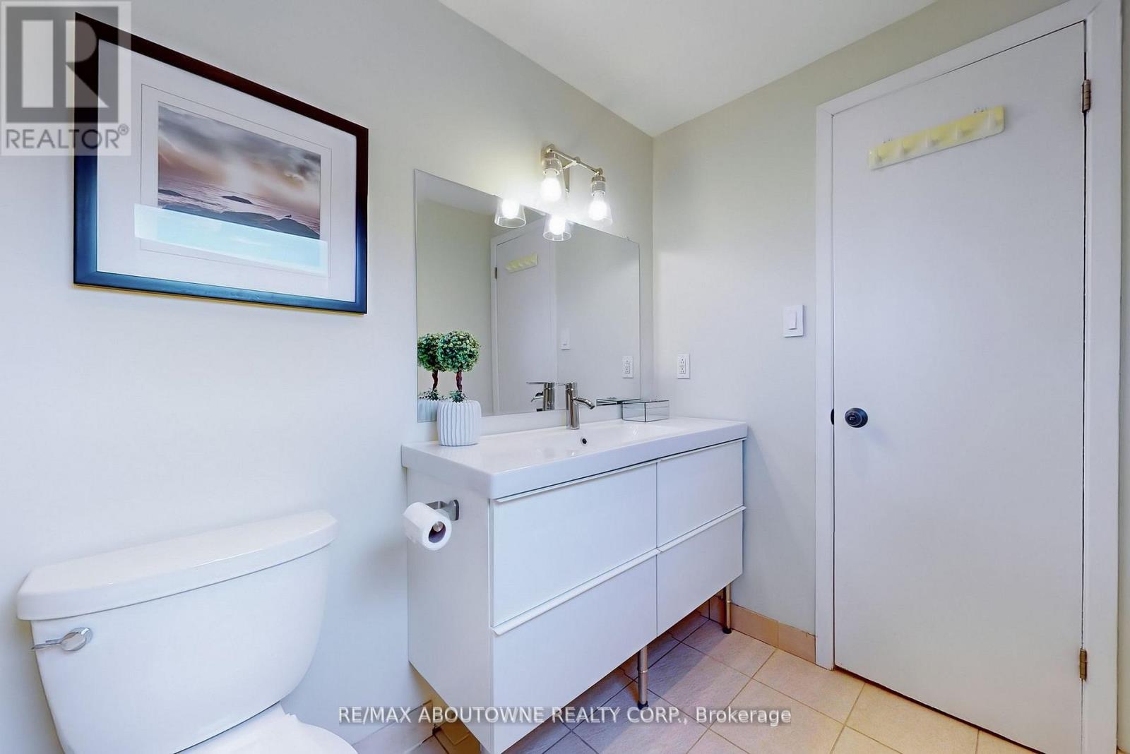 434 Brookmill Road, Oakville, Ontario  L6J 5K5 - Photo 35 - W12161941