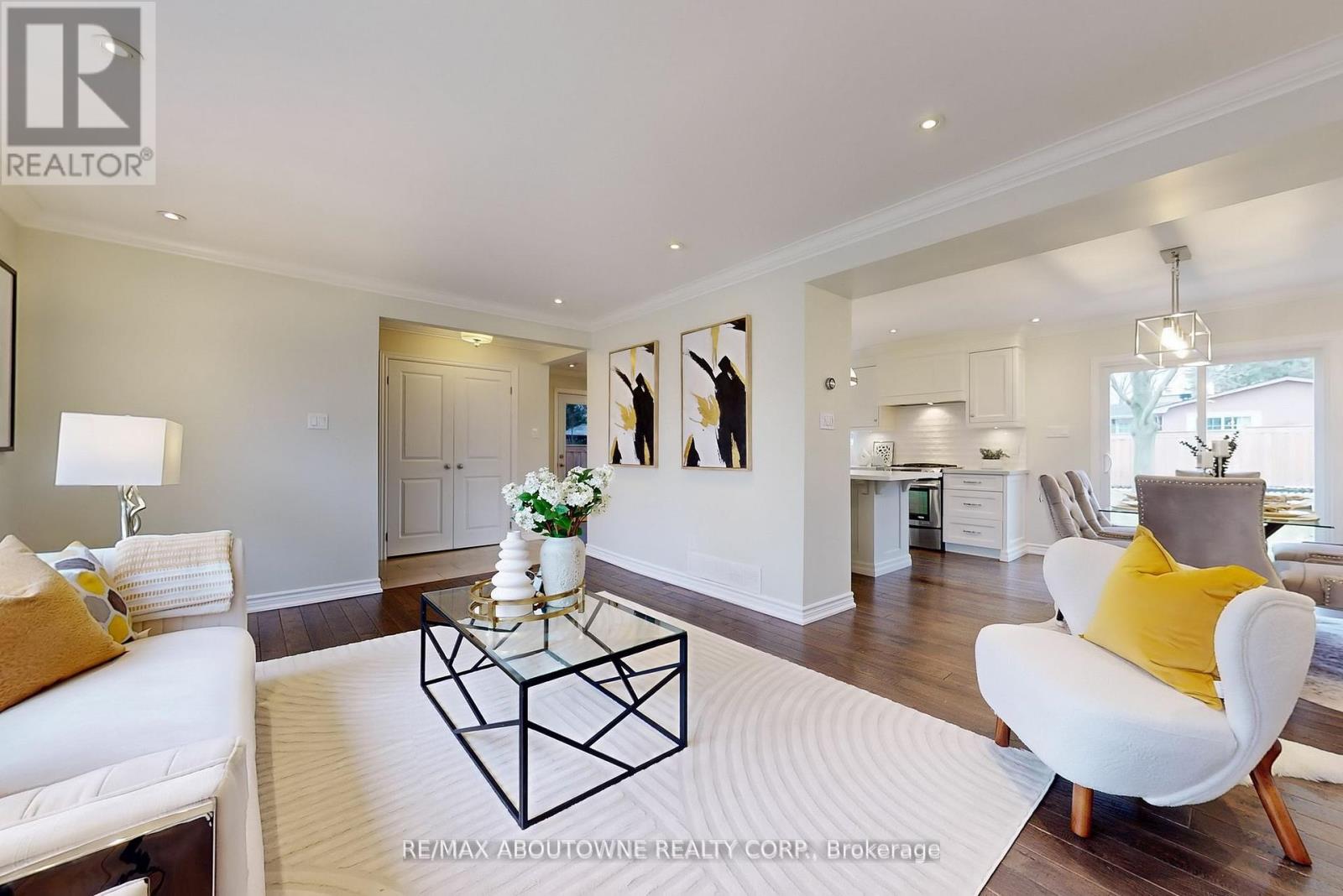 434 Brookmill Road, Oakville, Ontario  L6J 5K5 - Photo 6 - W12161941