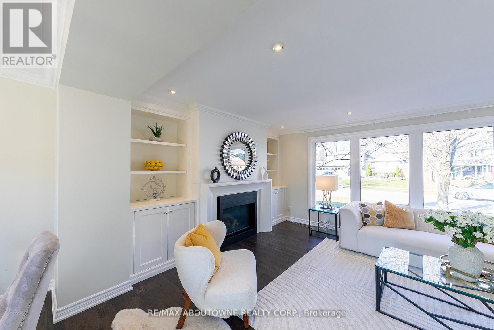 434 Brookmill Road, Oakville, Ontario  L6J 5K5 - Photo 7 - W12161941