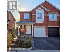 47 MARE CRESCENT, Toronto, Ontario