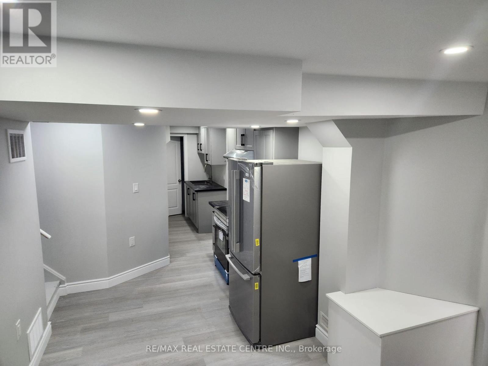Bsment - 2 Donlamont Circle, Brampton, Ontario  L7A 4T5 - Photo 3 - W12162014