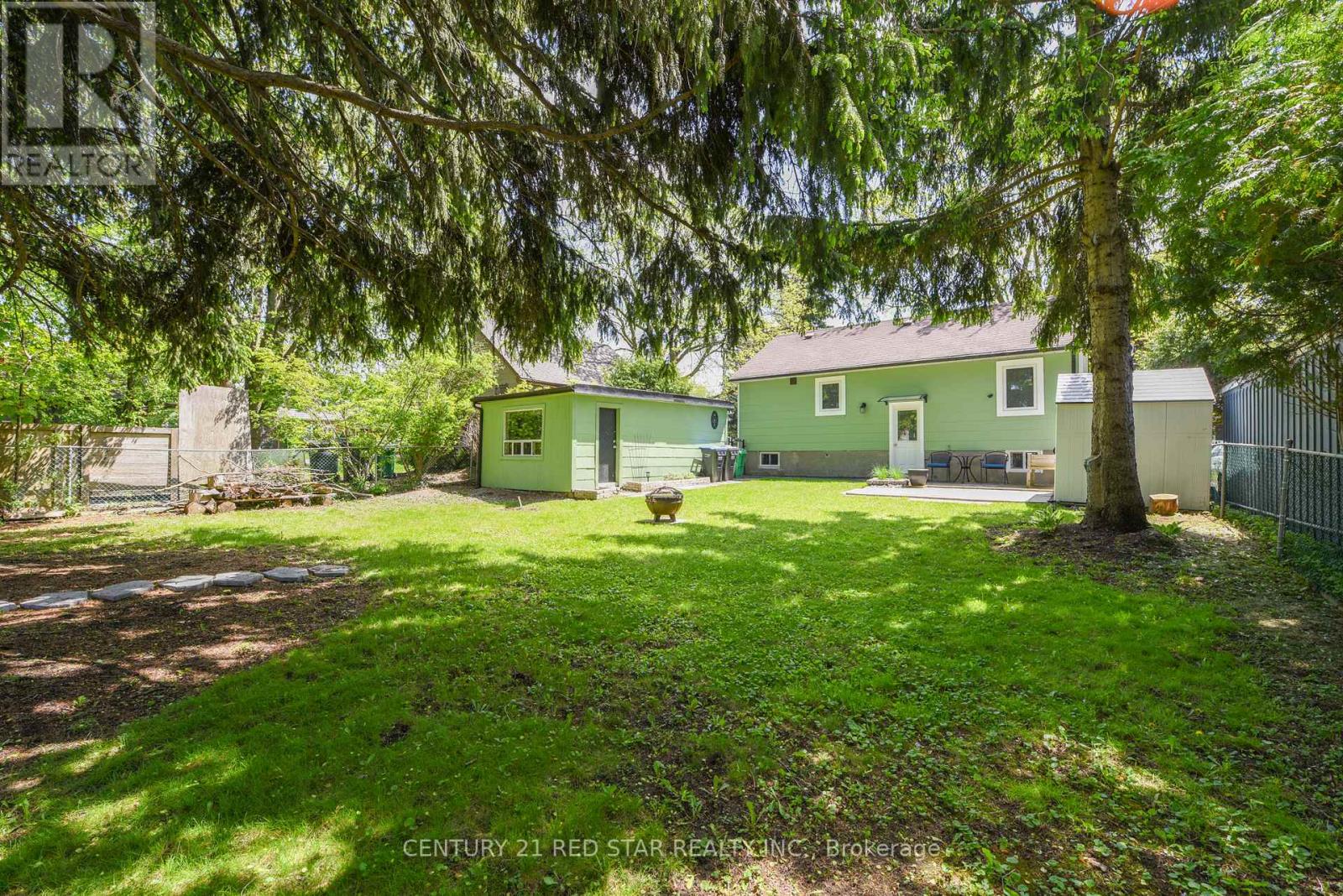 12 Rogers Road, Brampton, Ontario  L6X 1L8 - Photo 10 - W12162019