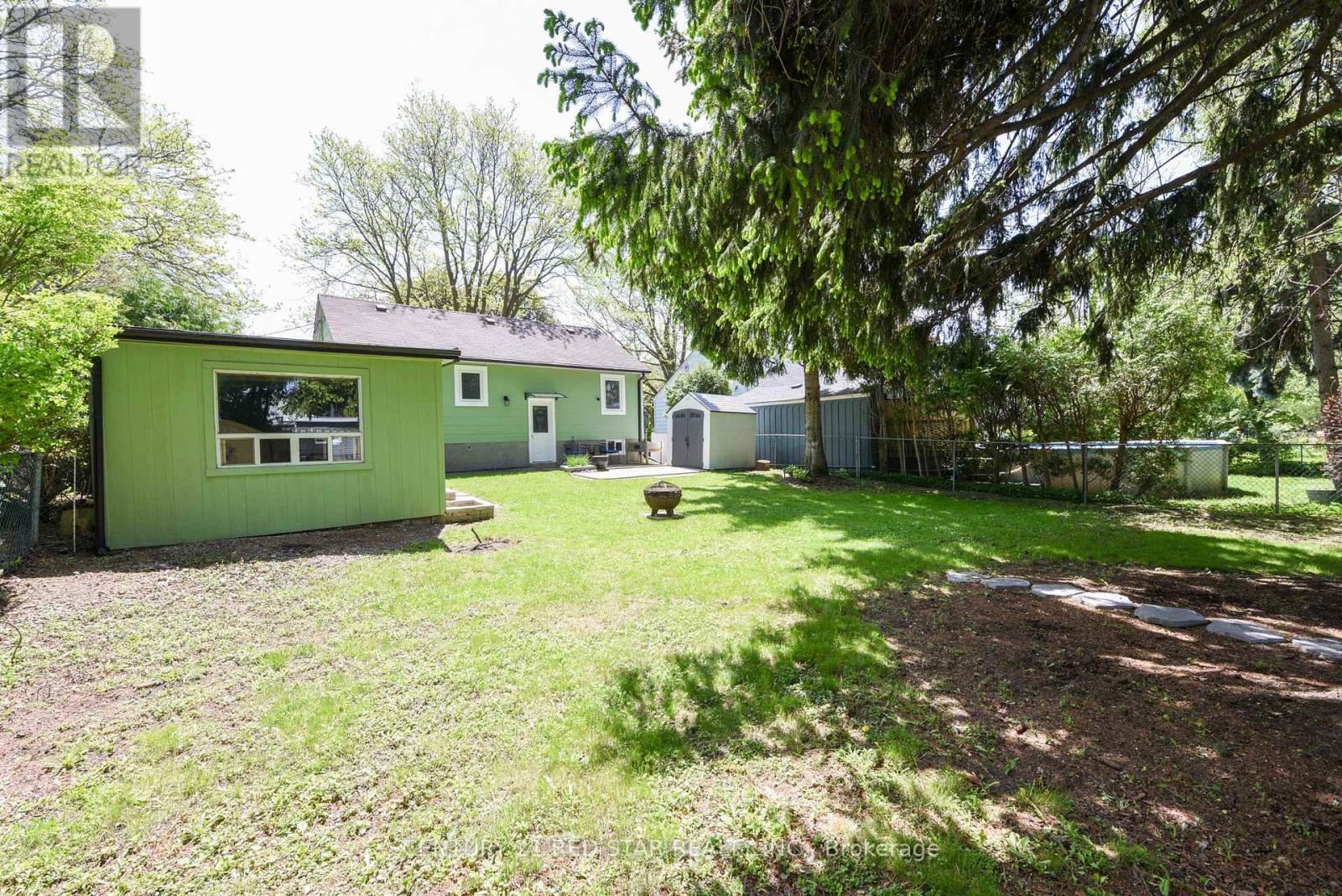 12 Rogers Road, Brampton, Ontario  L6X 1L8 - Photo 12 - W12162019