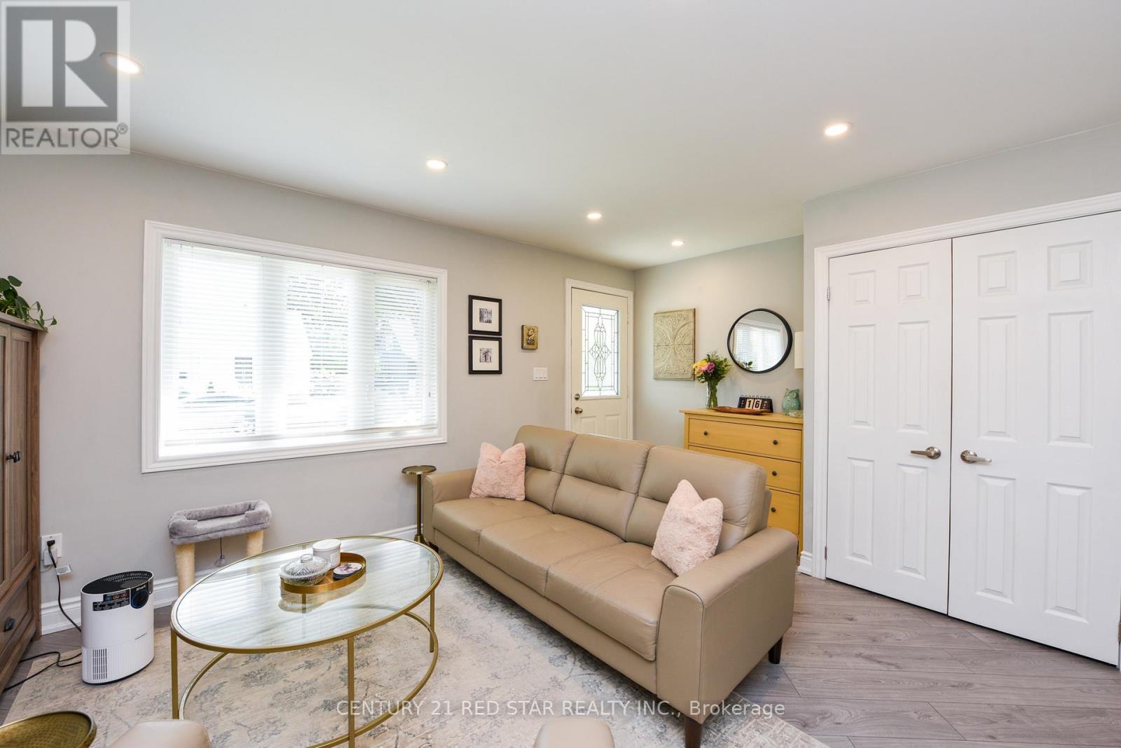 12 Rogers Road, Brampton, Ontario  L6X 1L8 - Photo 16 - W12162019