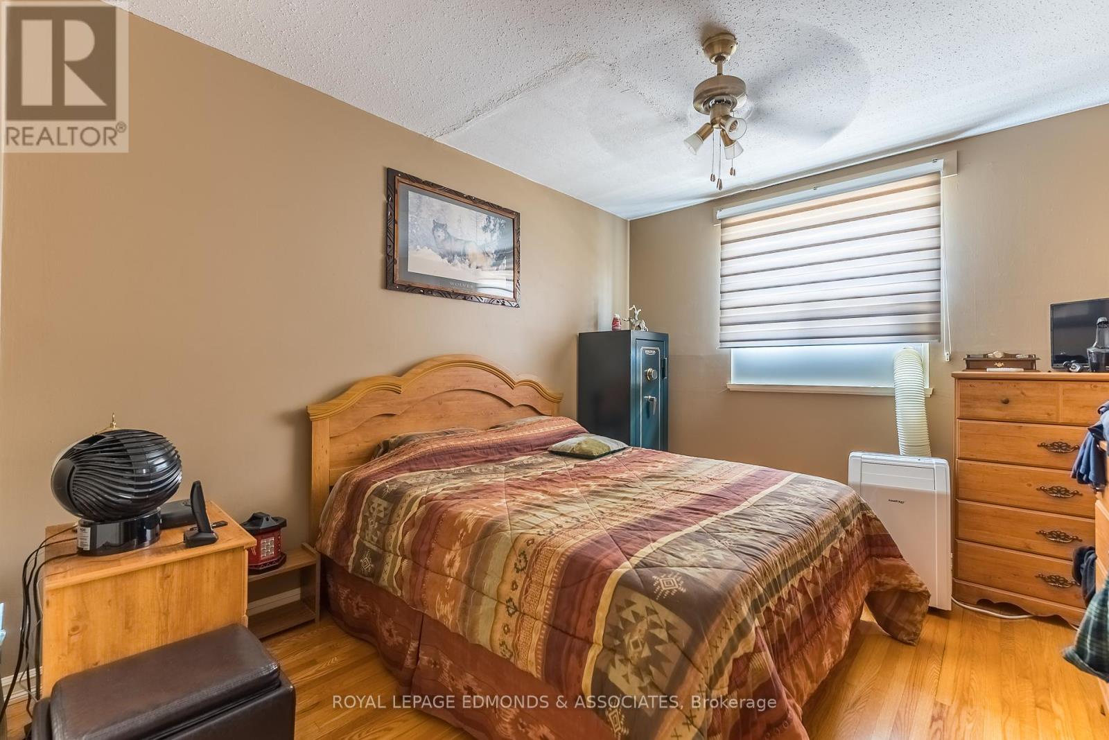 42a Huron Street, Deep River, Ontario  K0J 1P0 - Photo 11 - X12162324