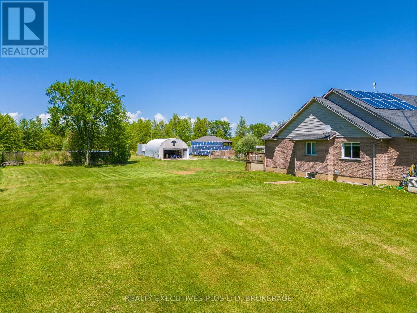 4531 Weaver Road, Niagara Falls, Ontario  L2E 6S6 - Photo 9 - X12162338