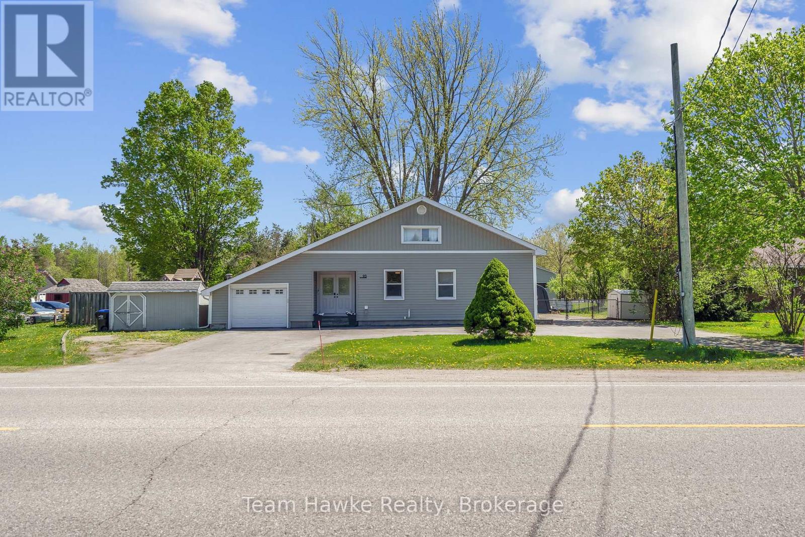 93 BALM BEACH ROAD E, Tiny, Ontario