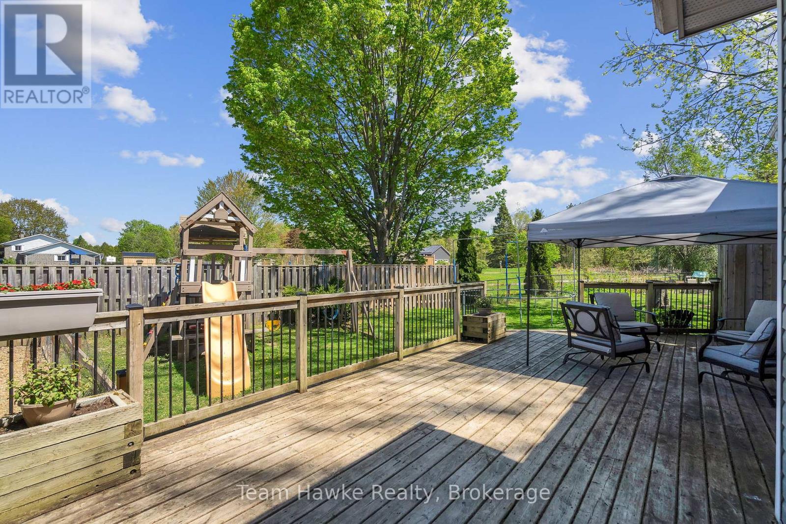 93 Balm Beach Road E, Tiny, Ontario  L0L 2J0 - Photo 47 - S12162245