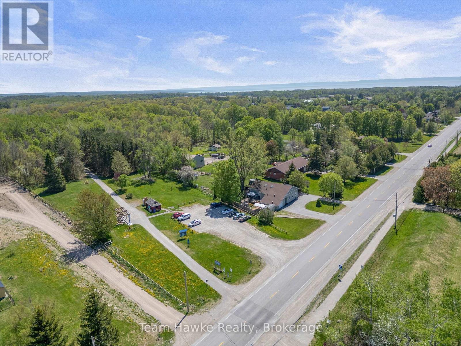 93 Balm Beach Road E, Tiny, Ontario  L0L 2J0 - Photo 50 - S12162245