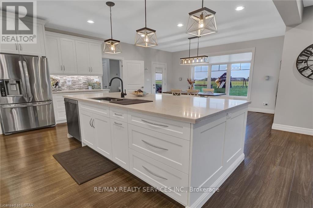 51048 Ron Mcneil Line, Malahide (Springfield), Ontario  N0L 2J0 - Photo 23 - X12161509