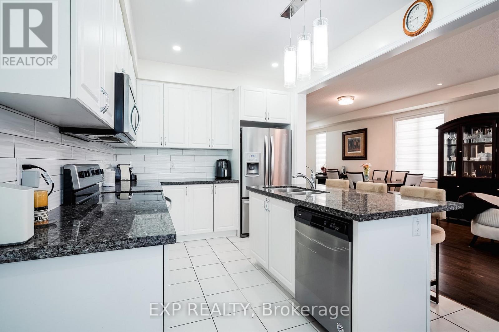 11 Highlands Boulevard, Cavan Monaghan (Millbrook), Ontario  L0A 1G0 - Photo 16 - X12161552