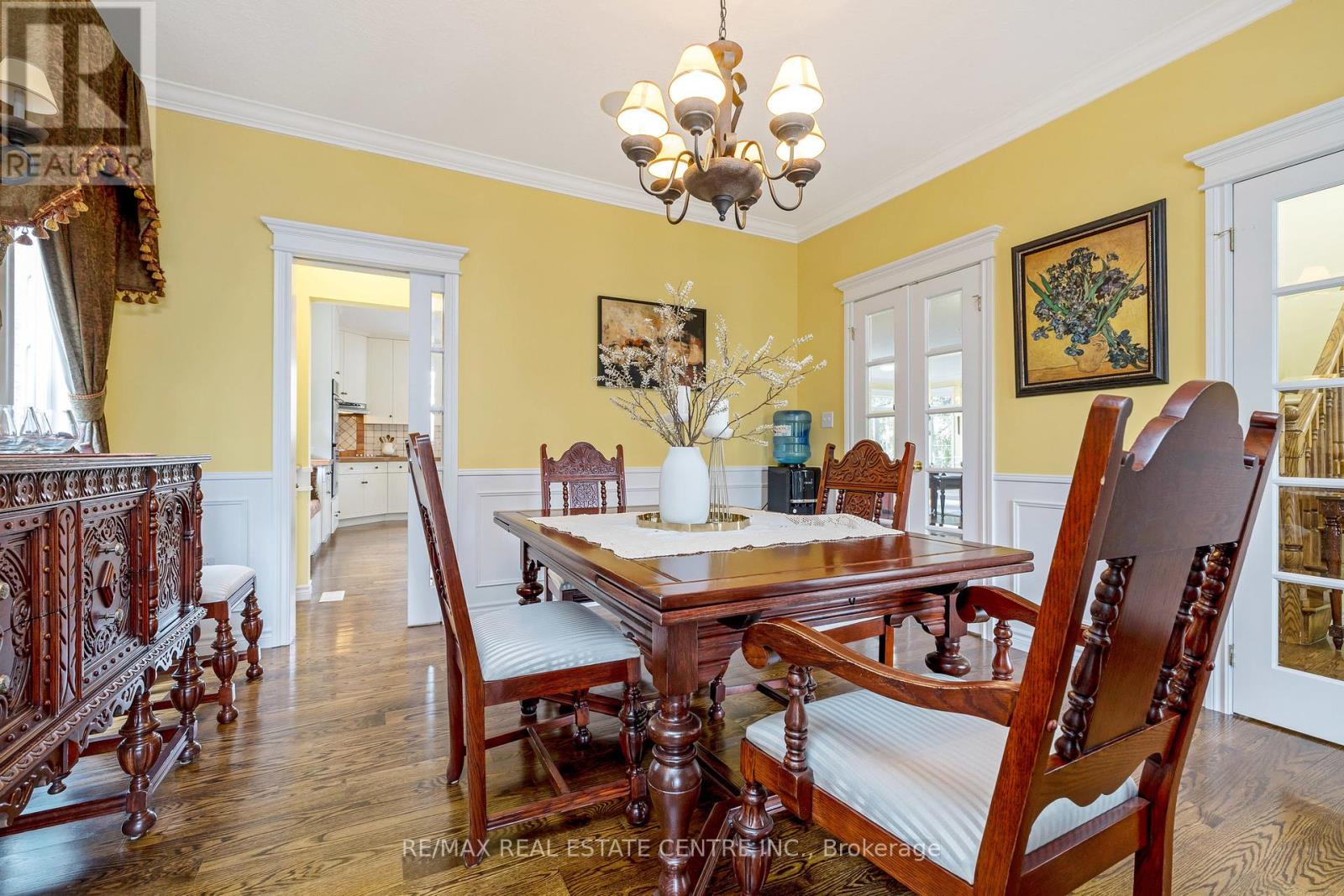 168 Palmer Street, Guelph (St. George's), Ontario  N1E 2R6 - Photo 9 - X12161572