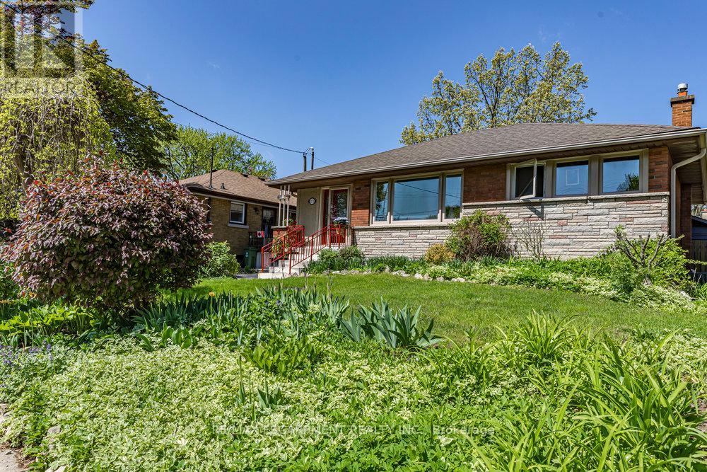 272 UPPER PARADISE ROAD, Hamilton, Ontario