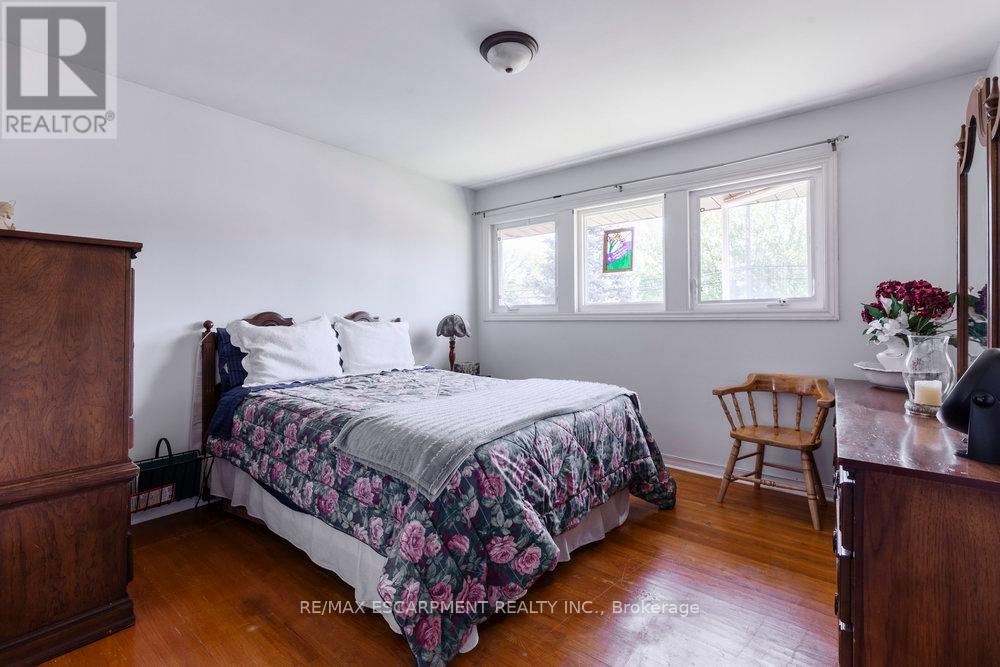 272 Upper Paradise Road, Hamilton, Ontario  L9C 5C2 - Photo 10 - X12161630