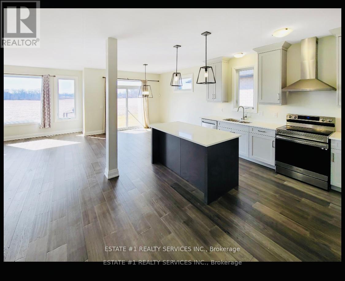 2047 Lockwood Crescent, Strathroy-Caradoc, Ontario  N0L 1W0 - Photo 11 - X12161641