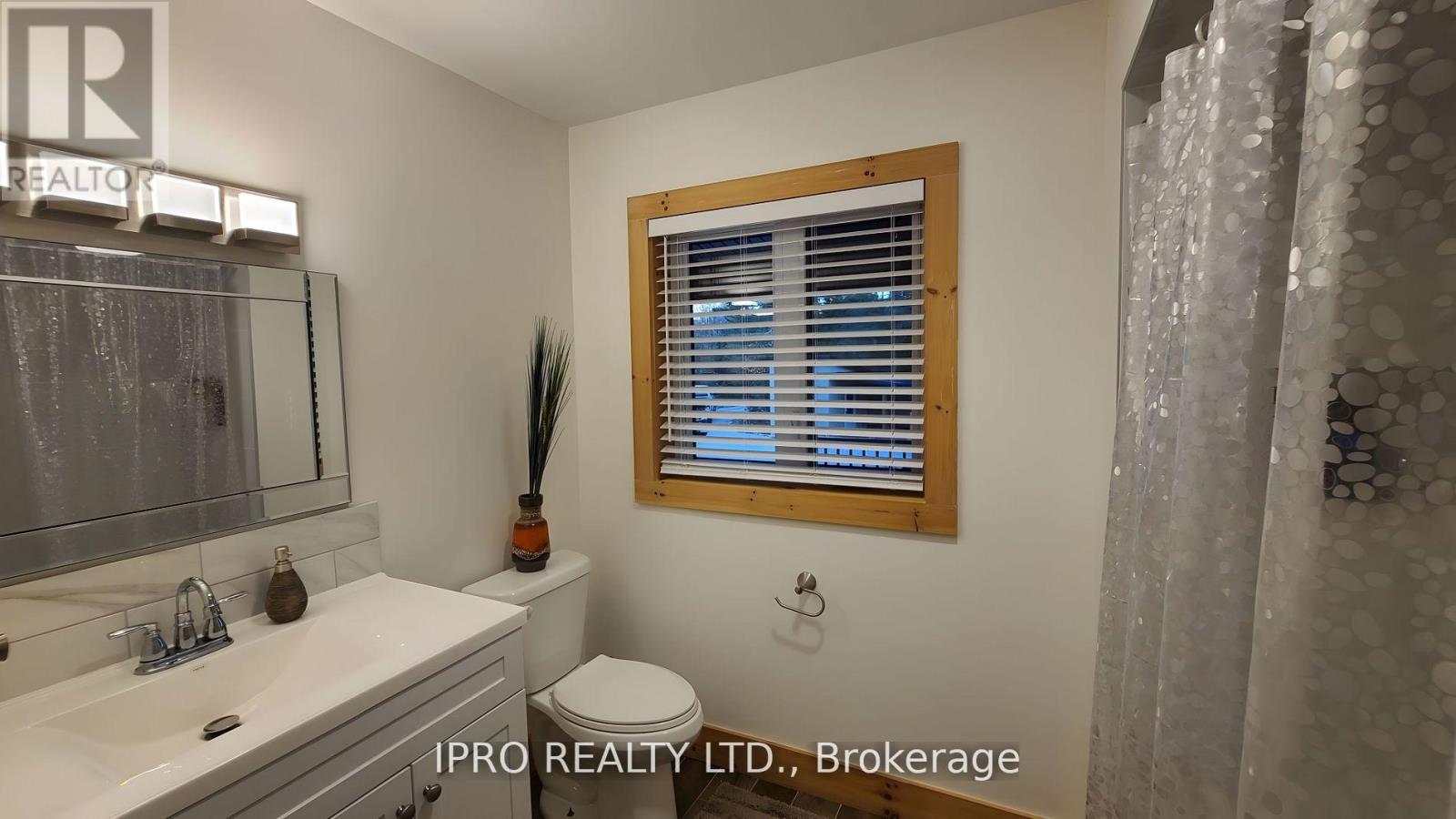 162 Greenough Point Road, Northern Bruce Peninsula, Ontario  N0H 2M0 - Photo 12 - X12161750