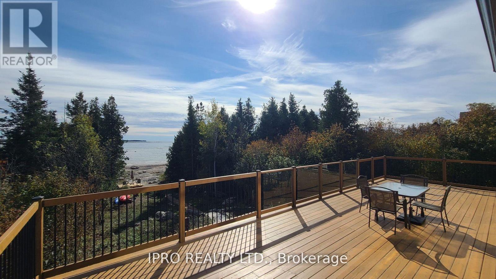 162 Greenough Point Road, Northern Bruce Peninsula, Ontario  N0H 2M0 - Photo 22 - X12161750