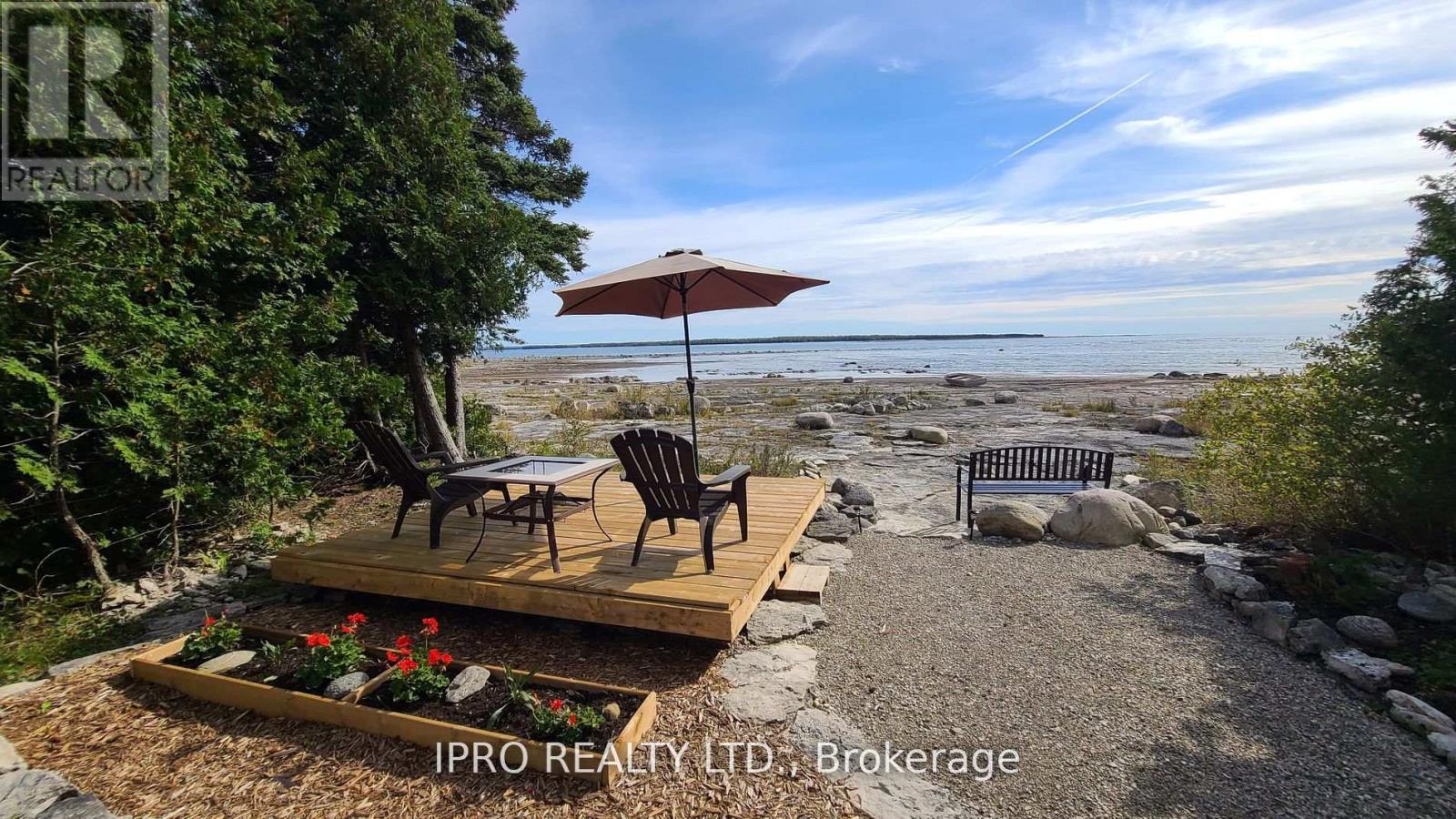 162 Greenough Point Road, Northern Bruce Peninsula, Ontario  N0H 2M0 - Photo 33 - X12161750