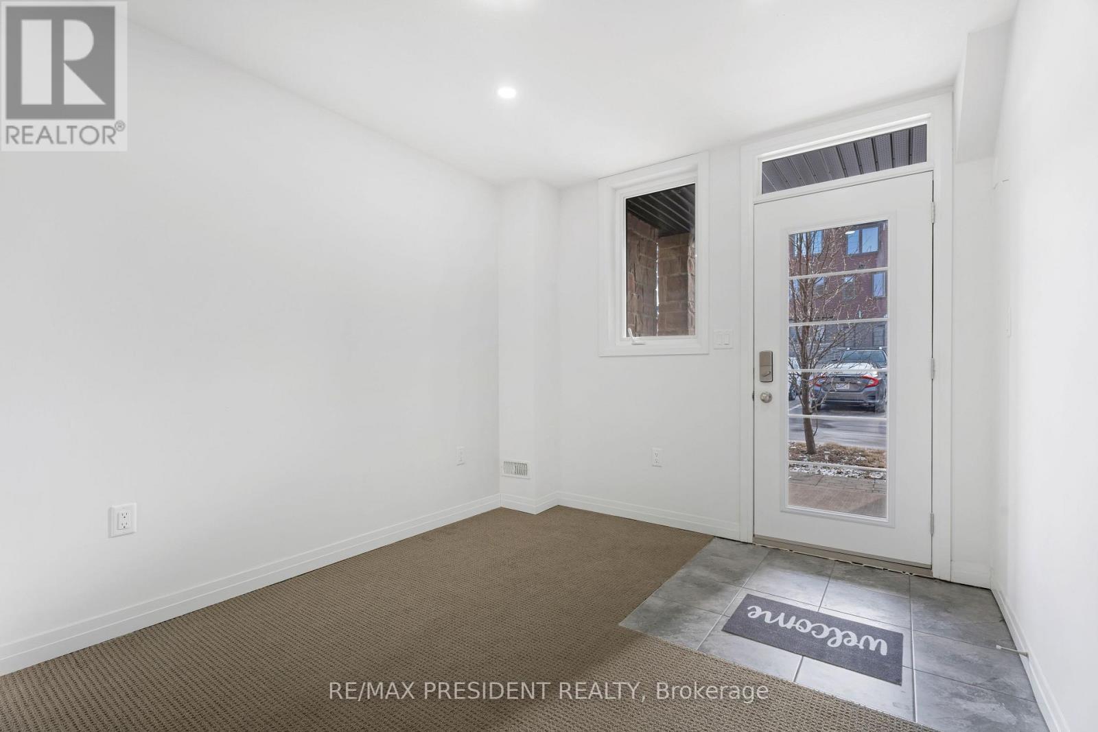 70 - 30 Times Square Boulevard, Hamilton, Ontario  L8J 0L9 - Photo 6 - X12161923