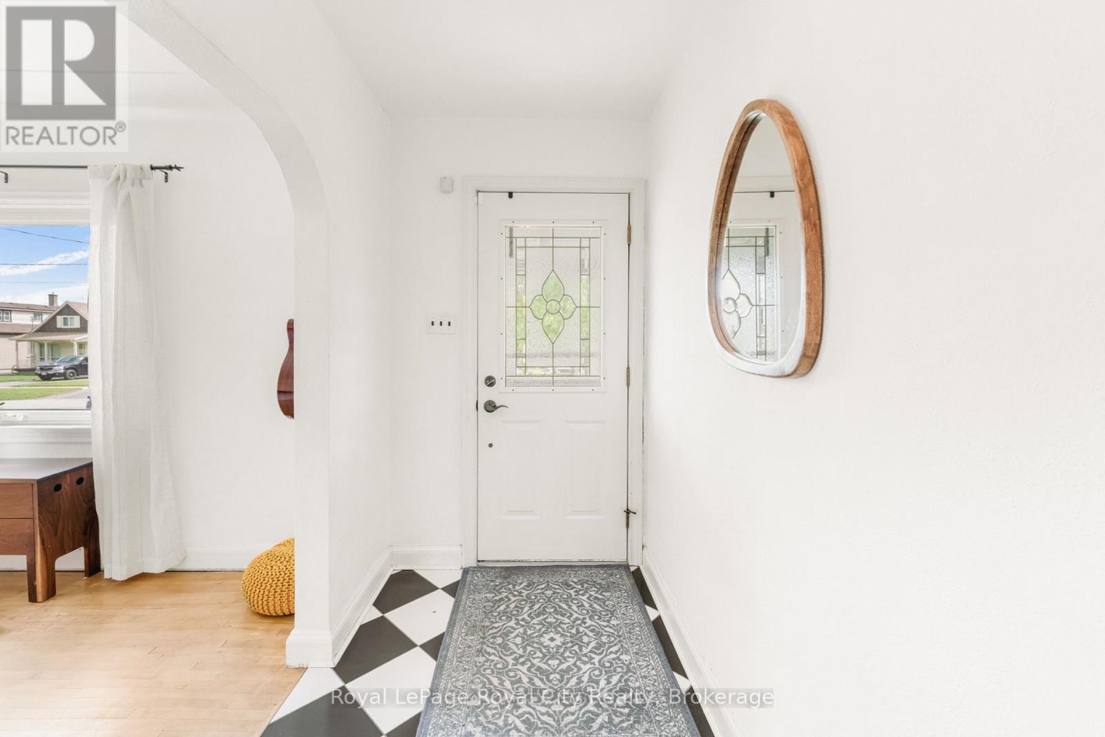 Property at 307 MAPLE AVENUE image 3