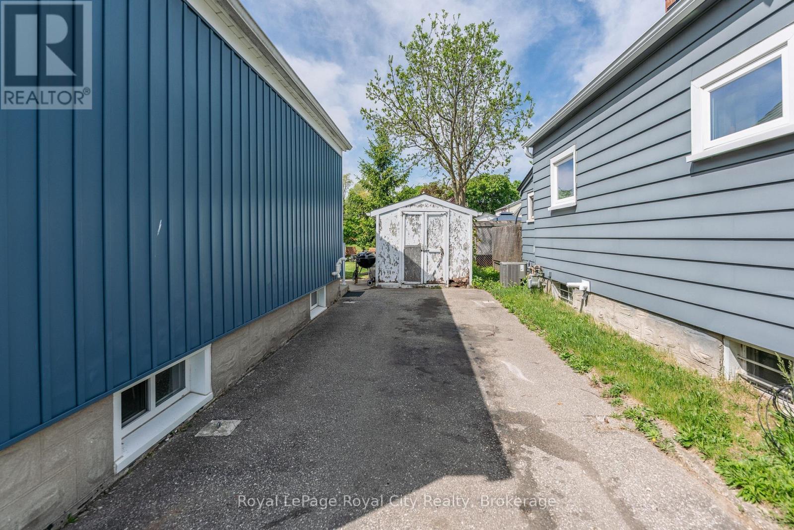 307 Maple Avenue, Kitchener, Ontario  N2H 4W9 - Photo 38 - X12162157