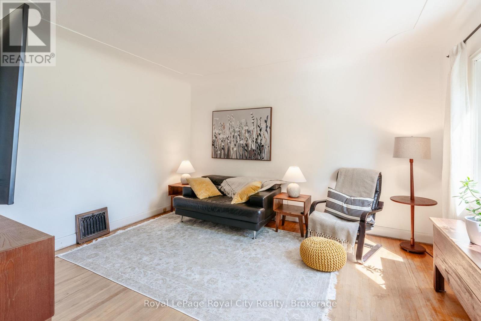 Property at 307 MAPLE AVENUE image 4