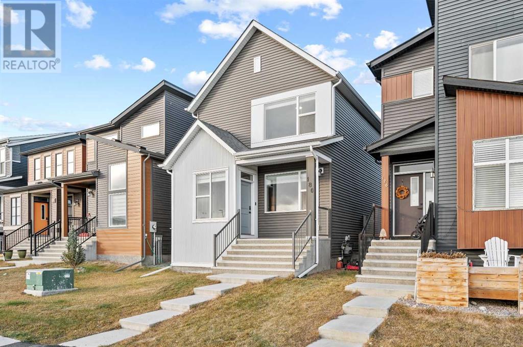 180 Rowmont Boulevard Nw, Calgary, Alberta  t3l 2m4 - Photo 1 - A2210004