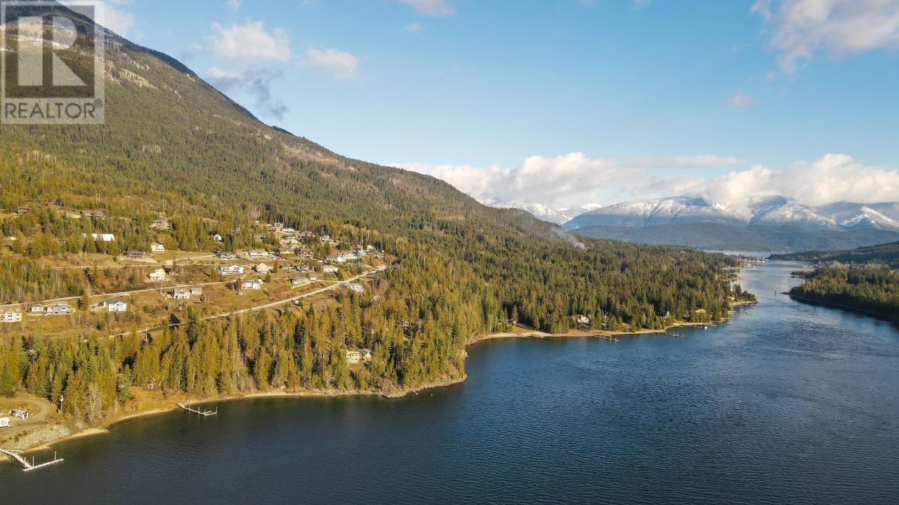 6802 MARIAN Lane, Nelson, BC V1L6S2