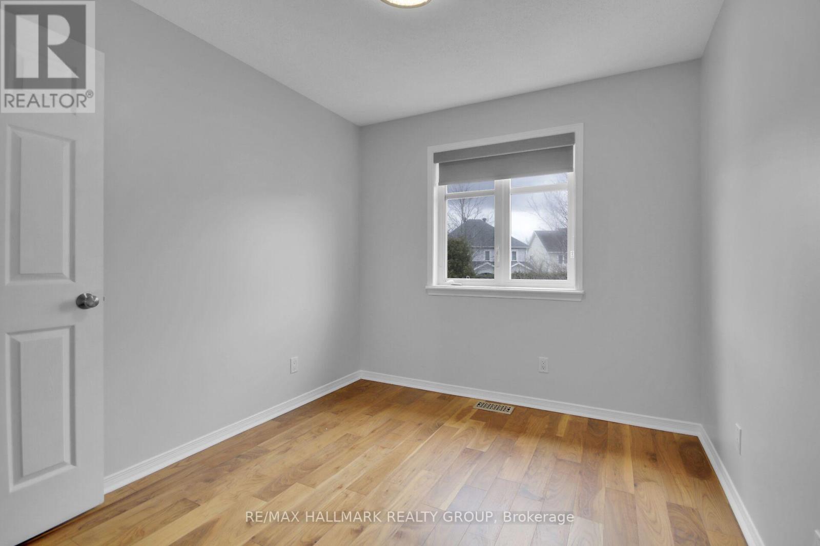 174 Gatespark Private, Ottawa, Ontario  K2T 1K9 - Photo 25 - X12162136
