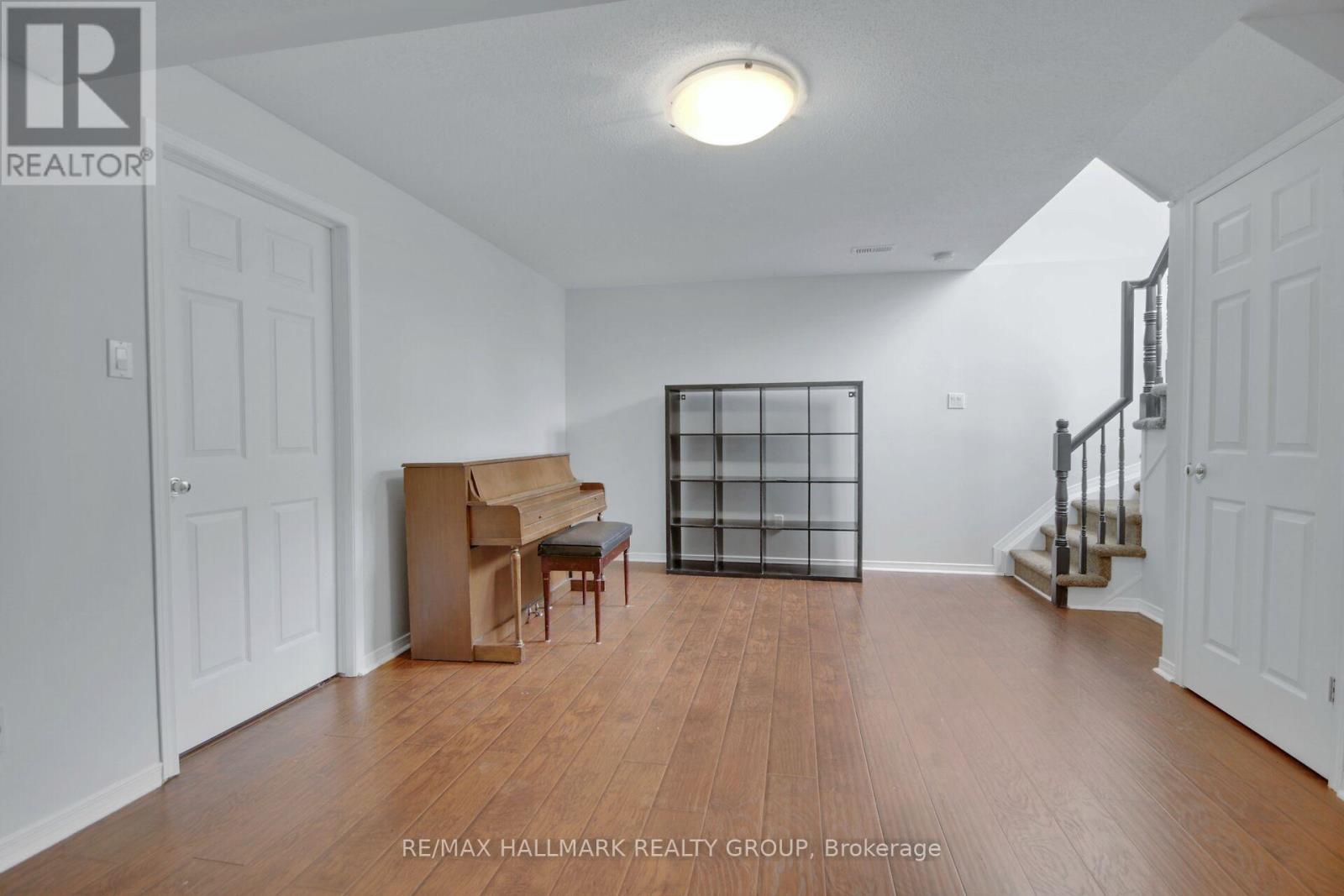 174 Gatespark Private, Ottawa, Ontario  K2T 1K9 - Photo 27 - X12162136