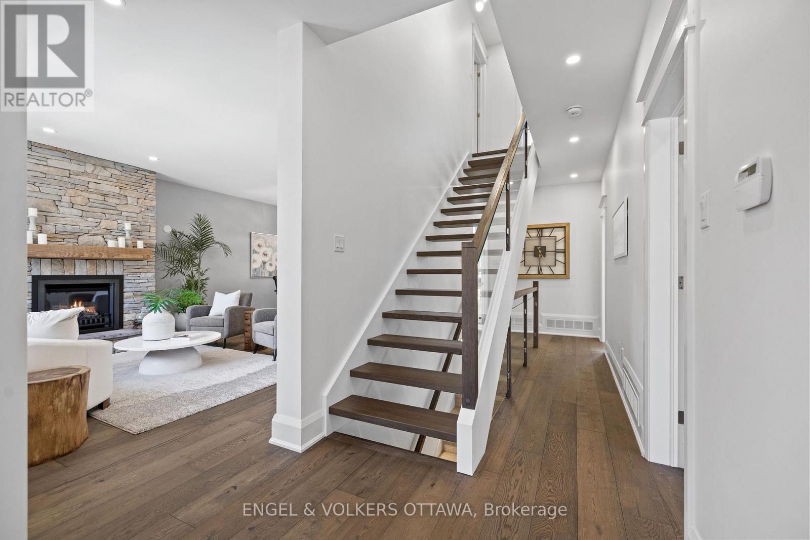 350 Cunningham Avenue, Ottawa, Ontario  K1H 6B4 - Photo 17 - X12162165