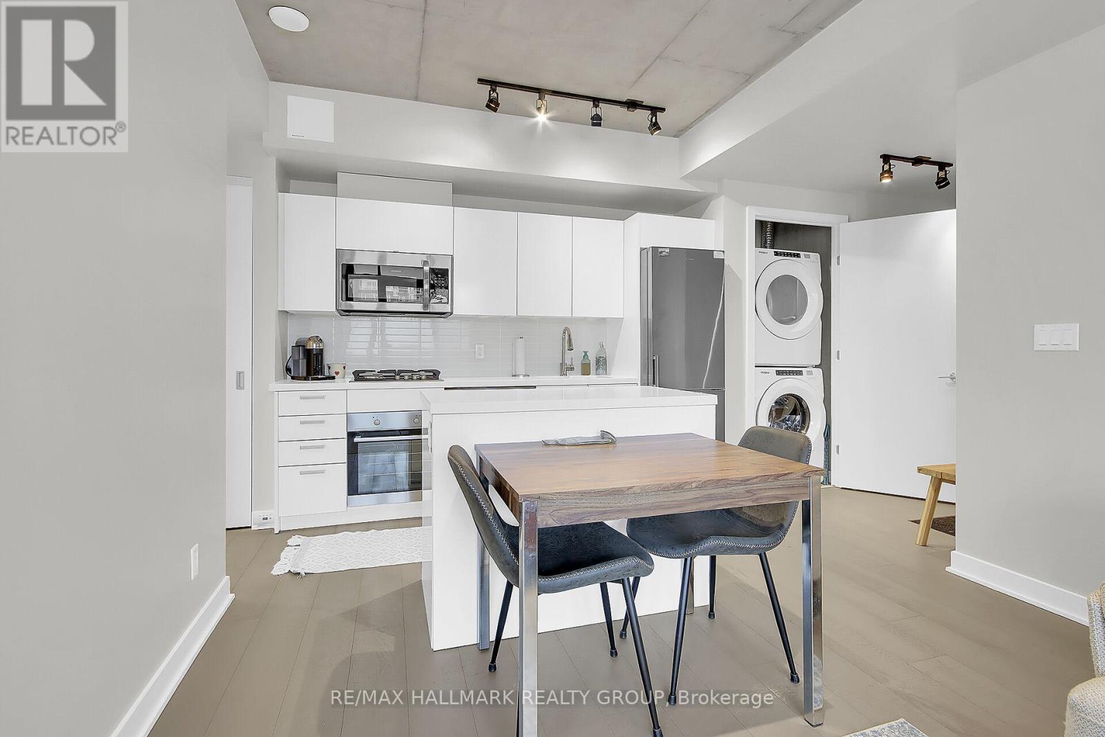 202 - 203 Catherine Street, Ottawa, Ontario  K2P 1J5 - Photo 10 - X12162259