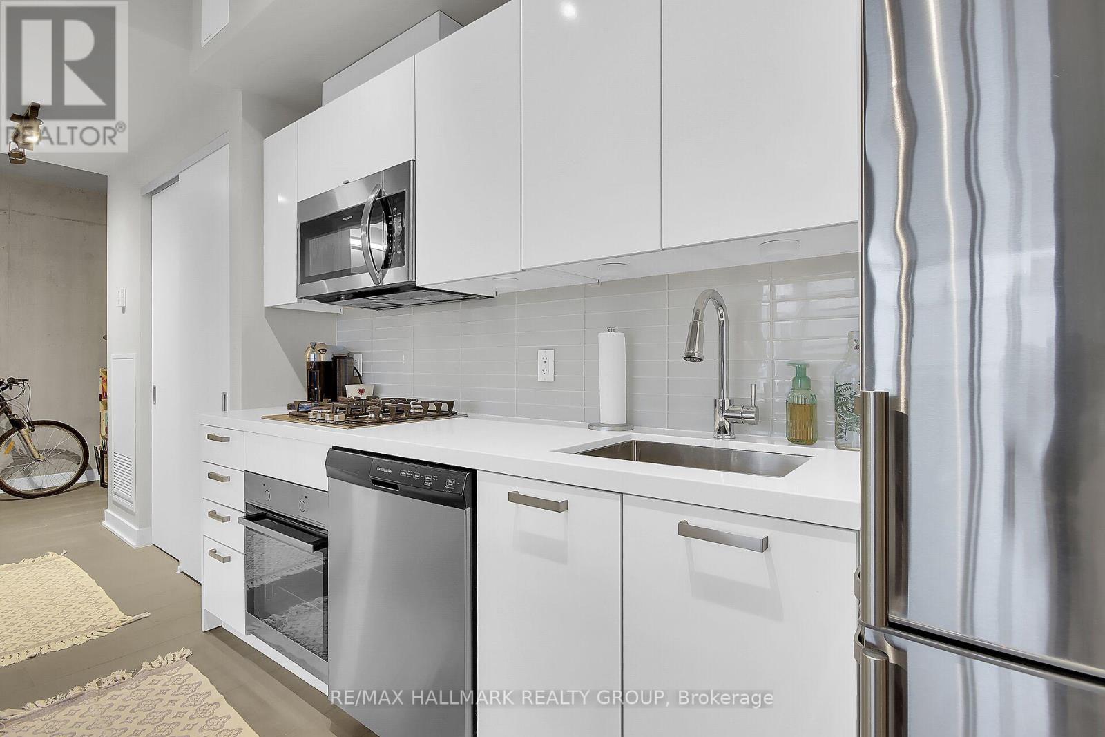 202 - 203 Catherine Street, Ottawa, Ontario  K2P 1J5 - Photo 14 - X12162259