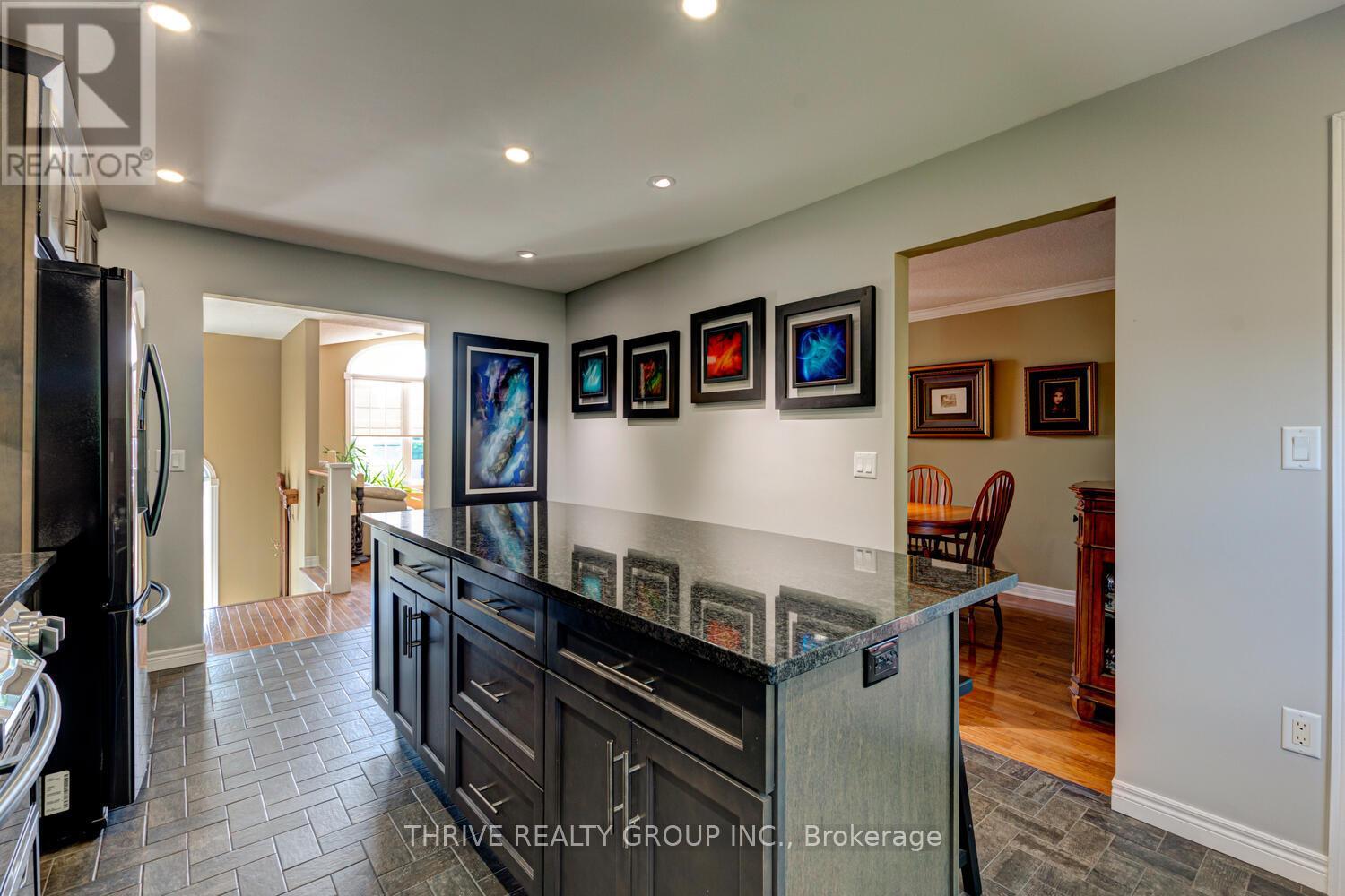 Photo 15 of 50 for 544 Darcy Drive